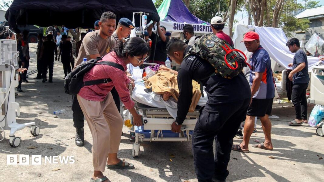 Indonesia: Thousands displaced by deadly earthquake as rescue efforts continue