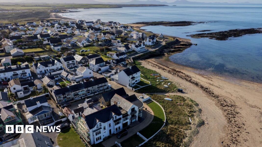 Tourism tax on Anglesey could be rejected due to 'strong opposition'